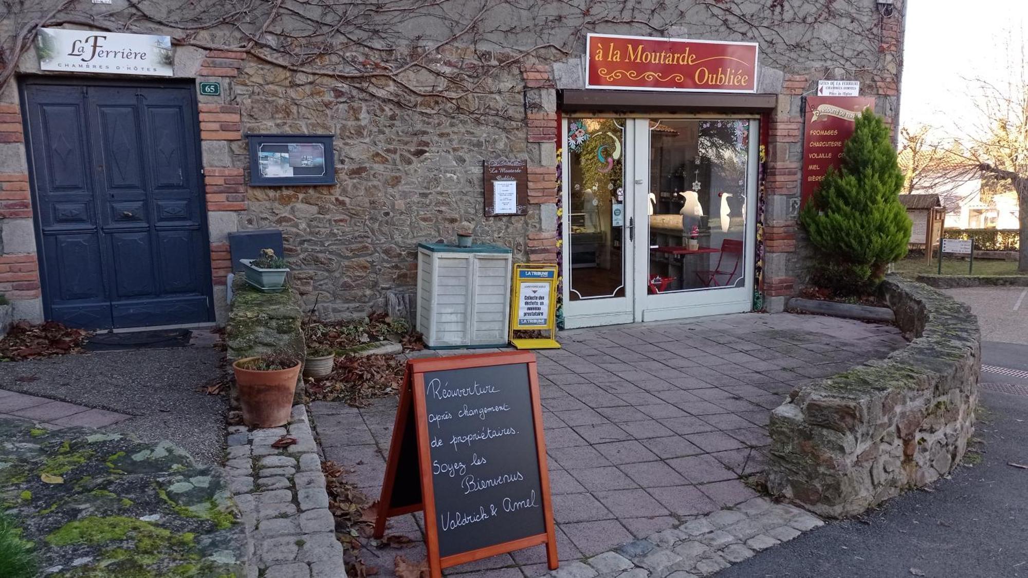 La Ferriere Acomodação com café da manhã Saint-Médard-en-Forez Exterior foto