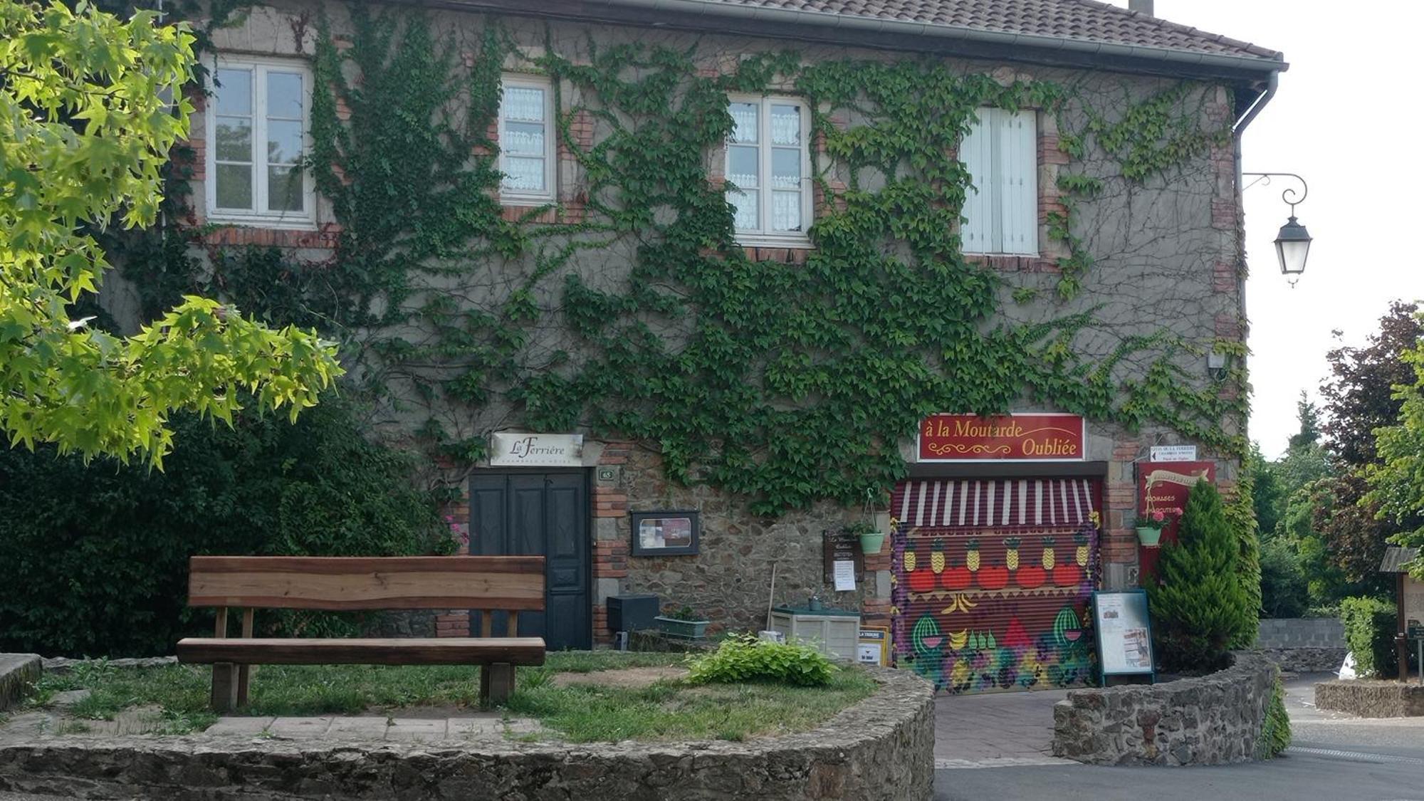 La Ferriere Acomodação com café da manhã Saint-Médard-en-Forez Exterior foto